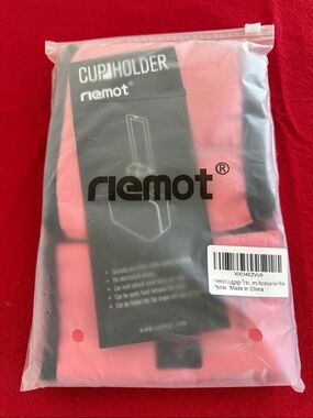 riemot Pink Cup Holder NWT